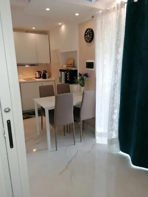Fiumicino Aeroporto Casa Vacanze Iris Italy